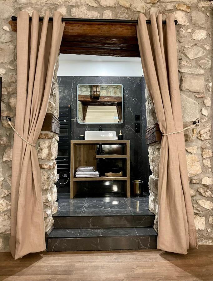 La Loge De Pierre Au Coeur De La Vieille Ville D אנסי מראה חיצוני תמונה